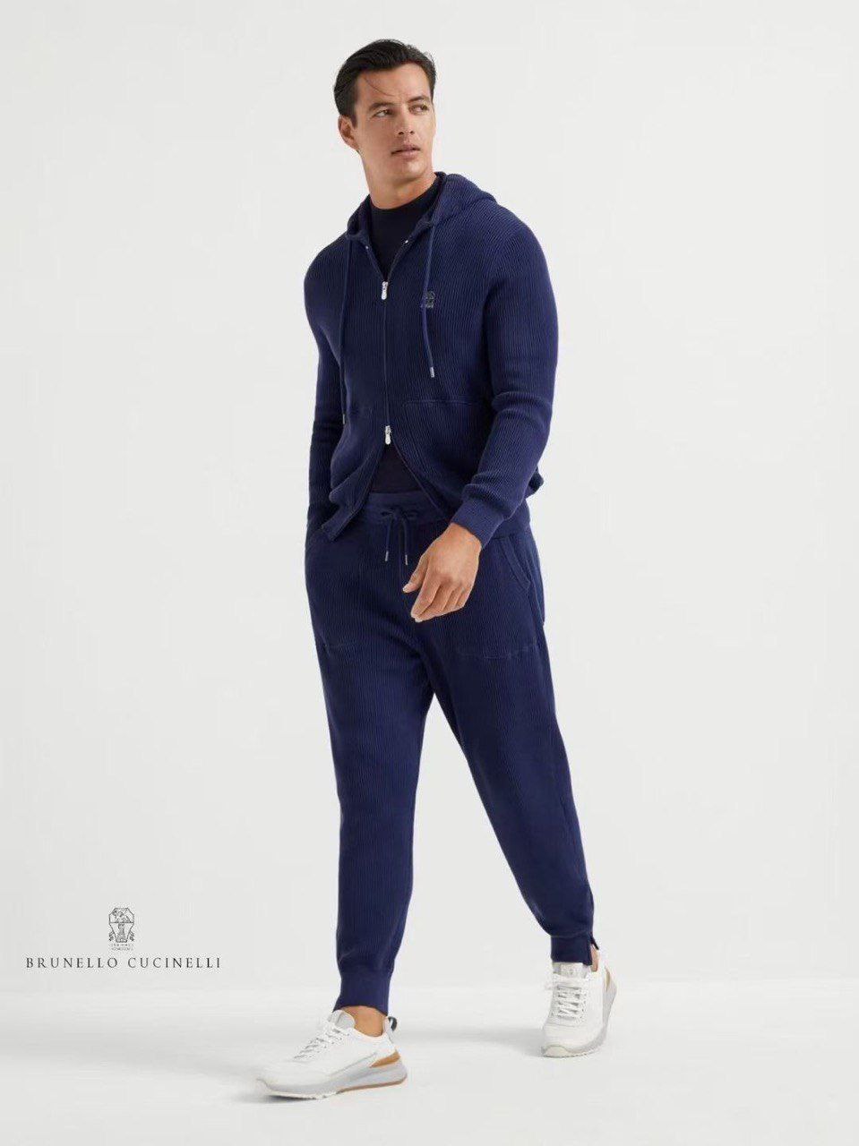 Костюм Brunello Cucinelli синий